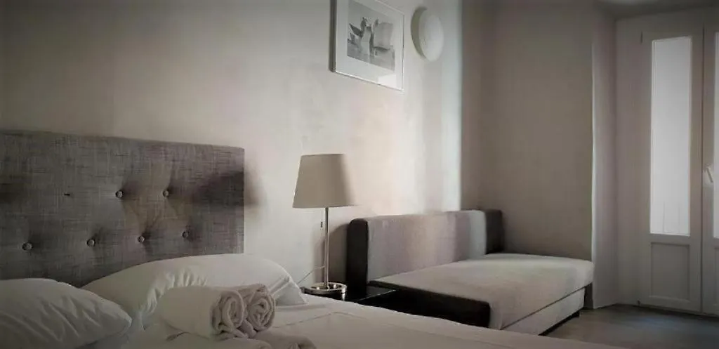 اتصالات Casa Milano - Apartments And Rooms - Duomo\'S Whisper, Balcony 